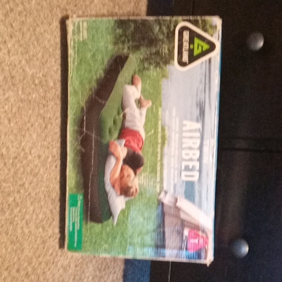Twin Airbed - Picture 5 of 5